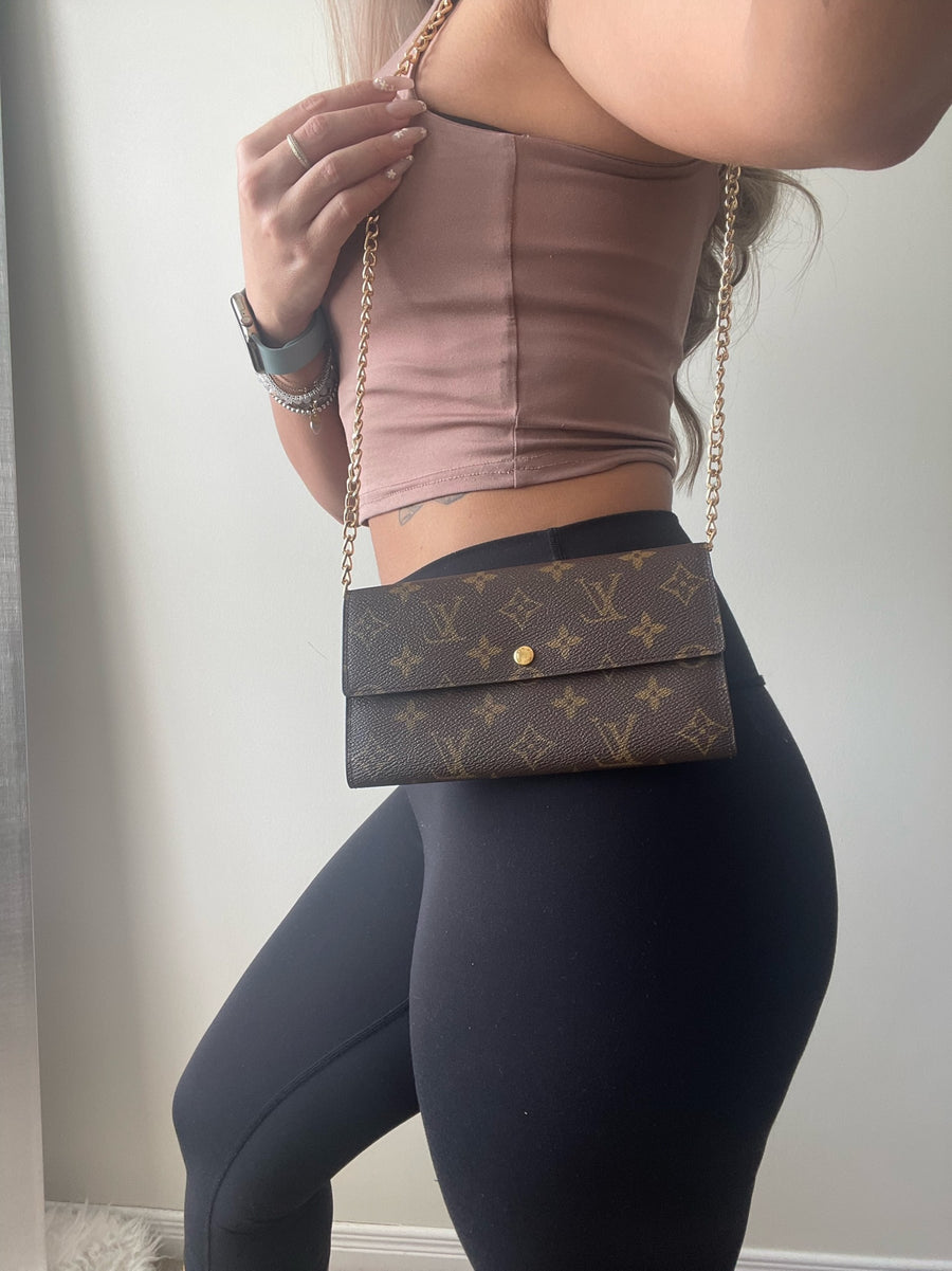 lv sarah wallet with chain